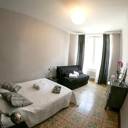Maison De 6 A Holiday home *