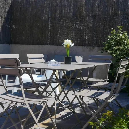 Holiday home Maison De 6 A Avignon